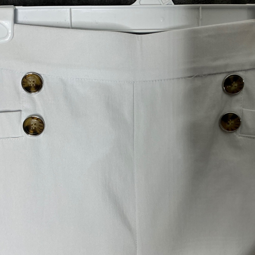 89th + Madison Womens White Nautical Bermuda Shorts Size M Stretch Pull On - Picture 2 of 8